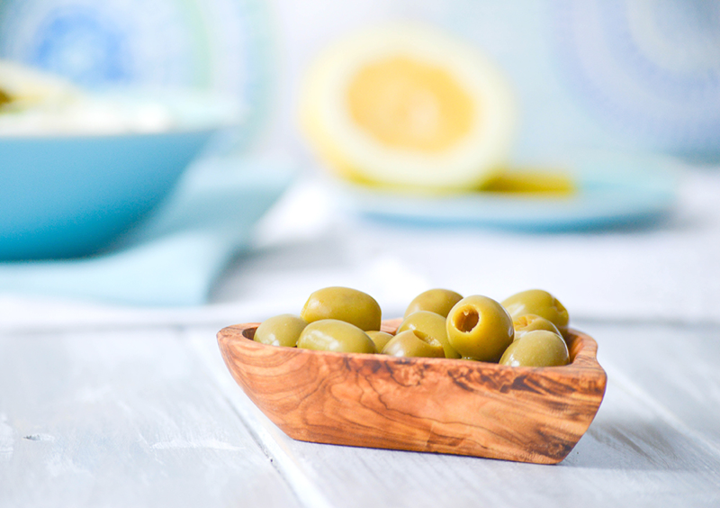 Grüne griechische Oliven