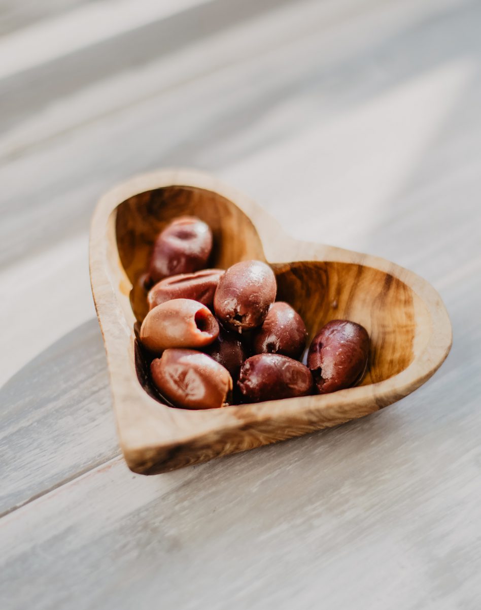 kalamata oliven olivenholz herz schale