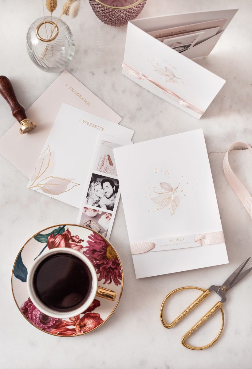 einladungen mit gold druck klassich elegant