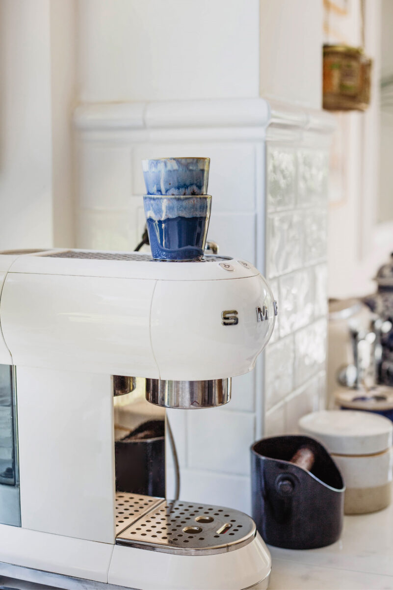 kaffeemaschine weiß smeg
