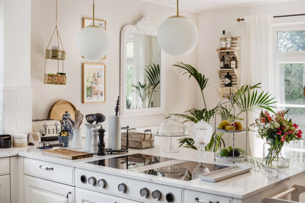 küche landhaus stil weiß beige deko umbau